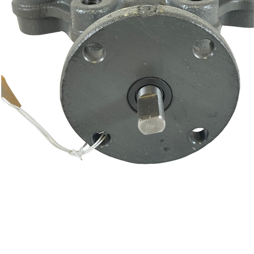 Milwaukee CL223E D4 4" 200 PSI Aluminum Bronze Alloy Butterfly Valve -8