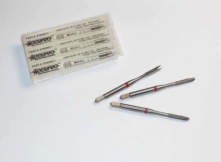Spiral Point Plug Taps M3x0.50 D4 3FL HSSE Red Band (3 Pcs)