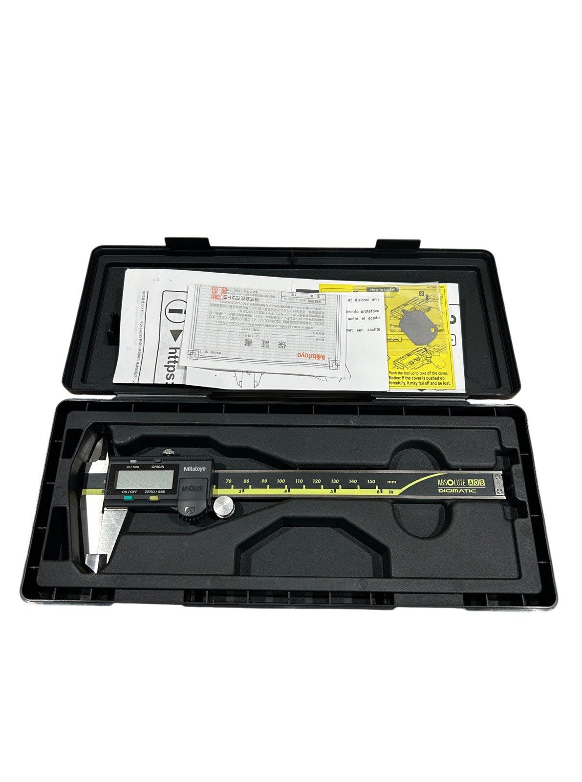 Mitutoyo 500-196-30CAL 6" Max +/- 0.0010" Accuracy LCD 4-Way Digital Caliper0