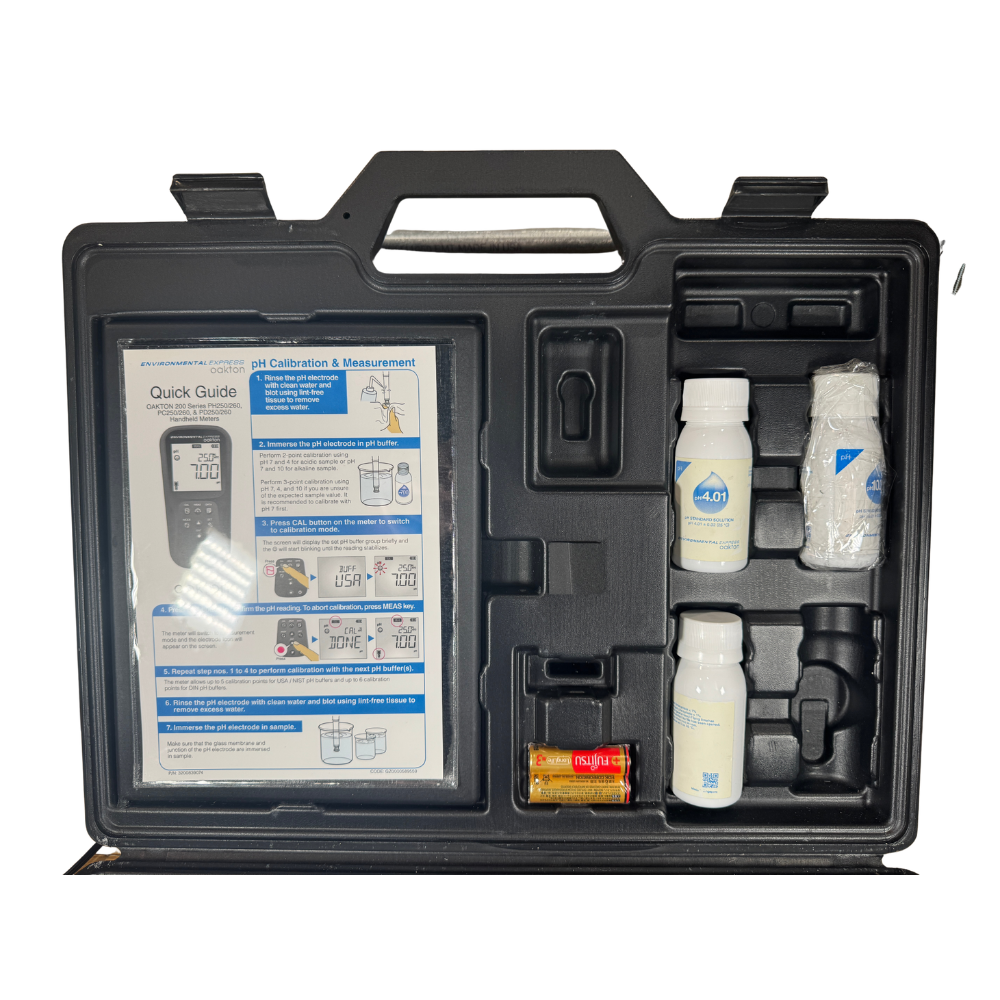 Oakton 35660-12 -2 pH to 16 pH Range 2000 mV Handheld Multiparameter Meter Kit2