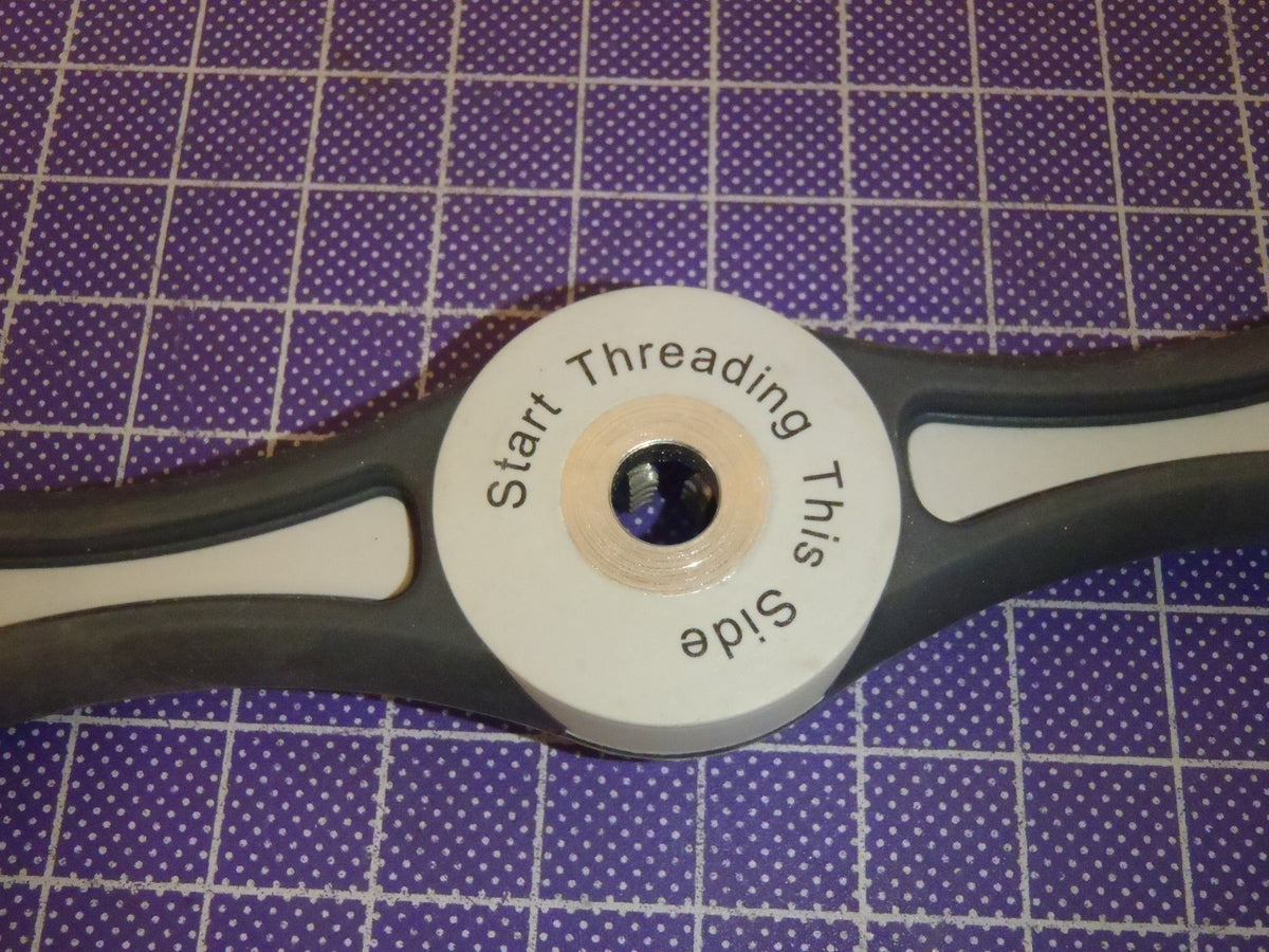 5/16-18  Integrated Die & Die Stock Right Hand Thread HSS Self-Centering Hand -4