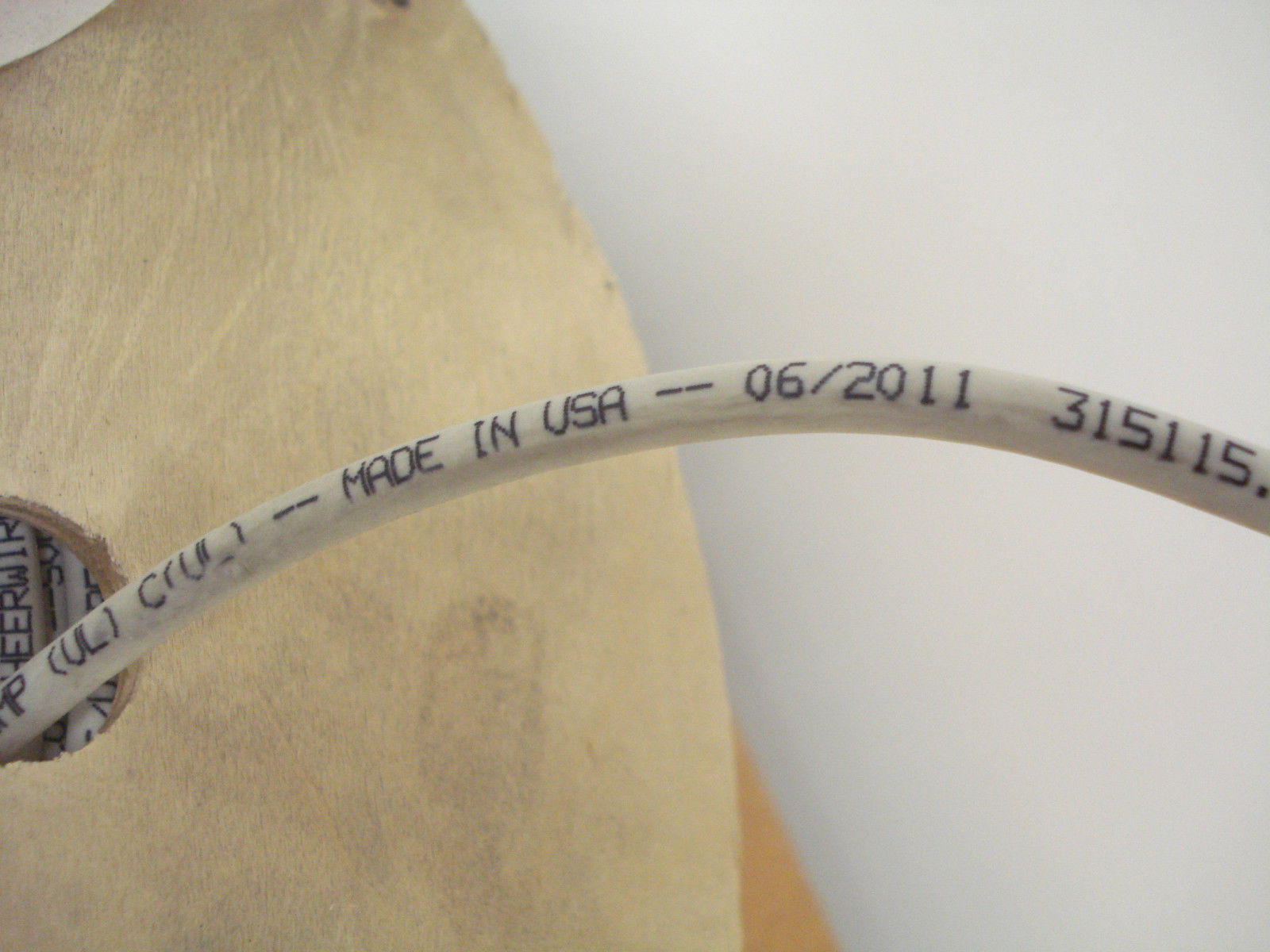 General Cable RG 6/U Video Cable, 1000 Ft, 18AWG, White -2