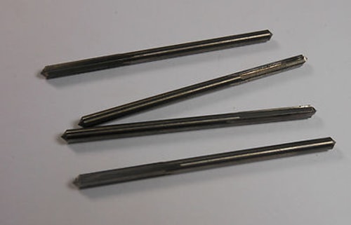 BASSETT Reamers 0.1169" 4FL 2-1/4" OAL Straight (4 Pcs)