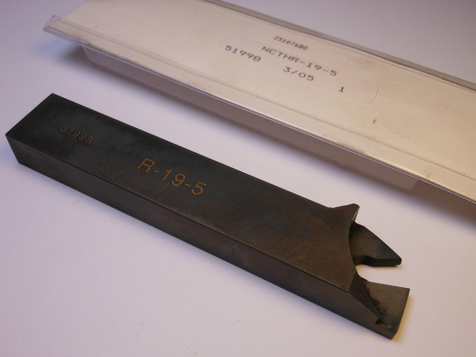 Indexable Integral Shank Toolholder NCTHR-19-5
