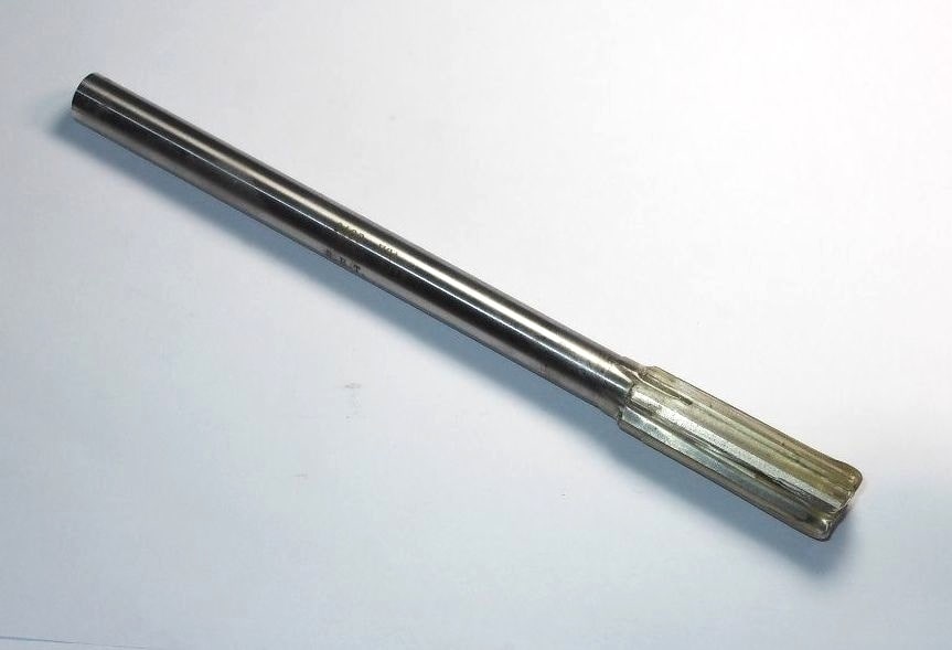 Straight Coolant Chucking Reamer 0.6990" 6FL 2-1/4" x 9"