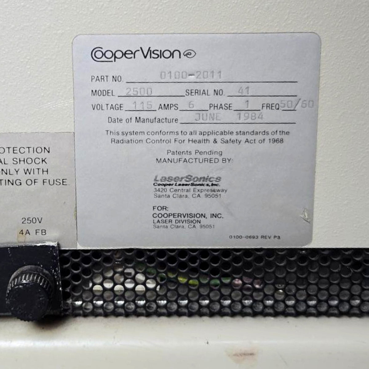 Cooper Vision 2500 Ophthalmic YAG Laser System