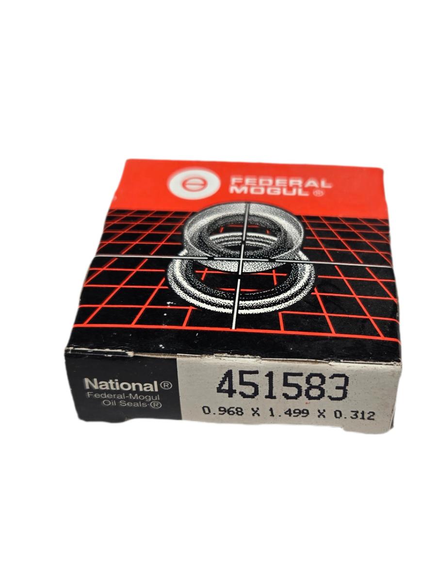 Federal Mogul 451583 radial shaft oil seal
