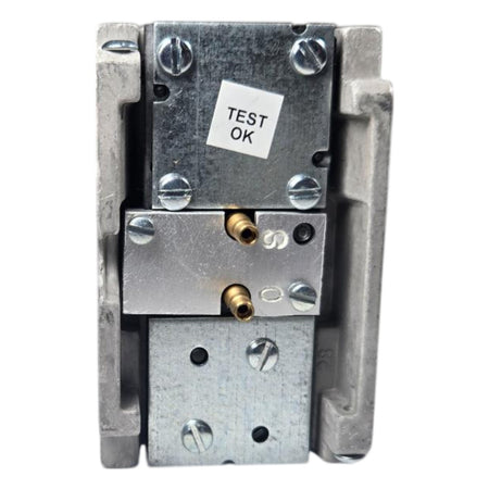 Johnson Controls T-4002-203 pneumatic thermostat
