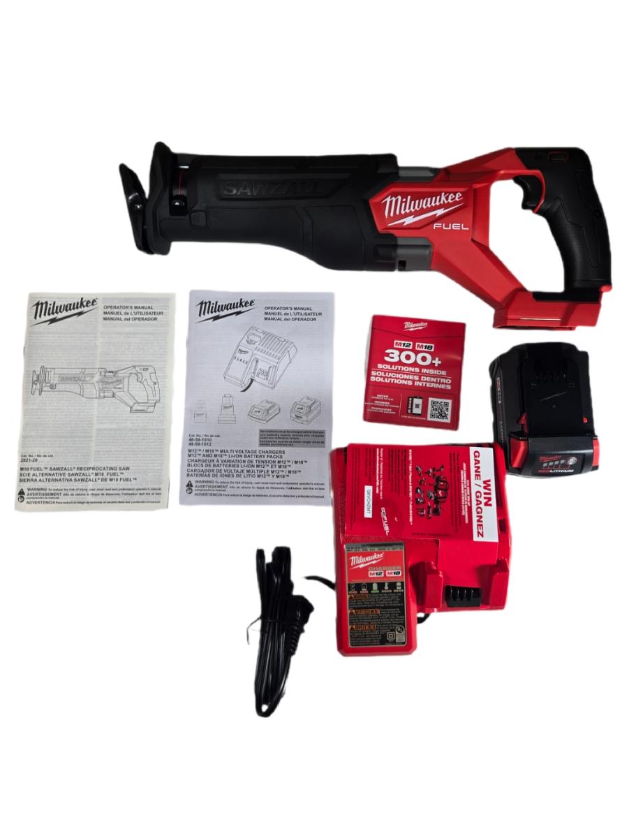 Milwaukee 2821-21 cordless reciprocating saw kit
