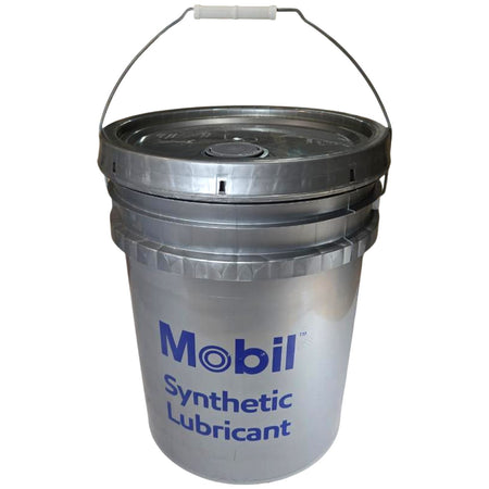 Mobil 110843 synthetic gear oil