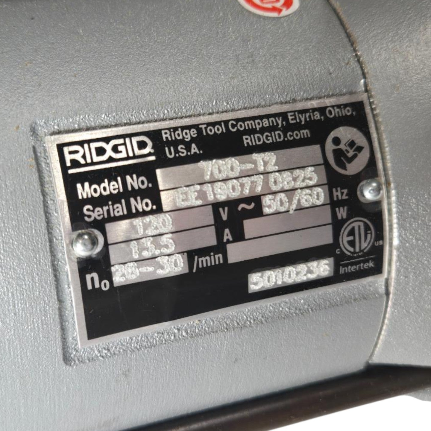 Ridgid 41935 electric pipe threading machine