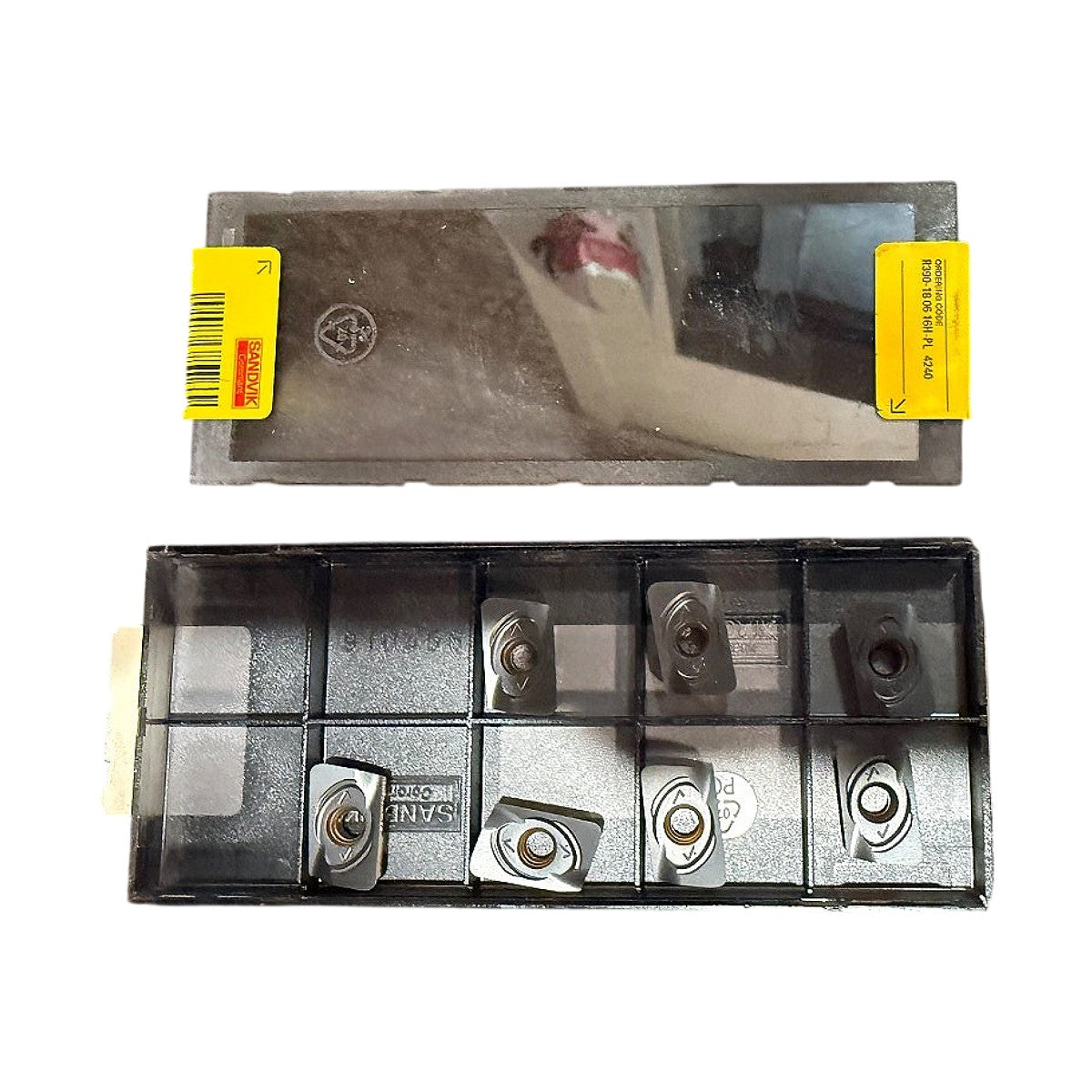 Sandvik R390-1806-12H-PL 4340 carbide milling insert