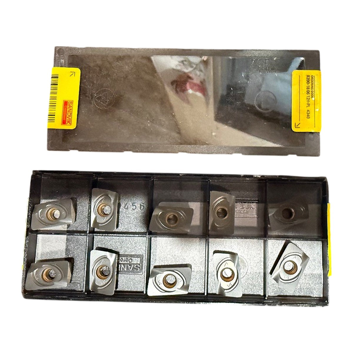 Sandvik R390-1806-12H-PL 4340 carbide milling insert