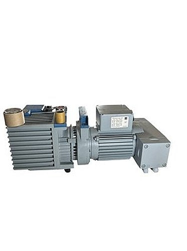 Vacuubrand RC6 chemistry hybrid vacuum pump