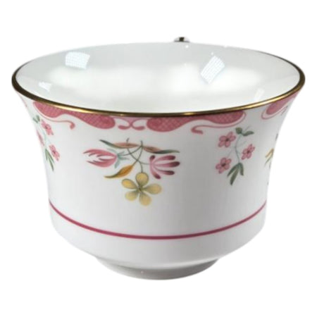 Wedgwood Bianca R4499 bone china tea cup