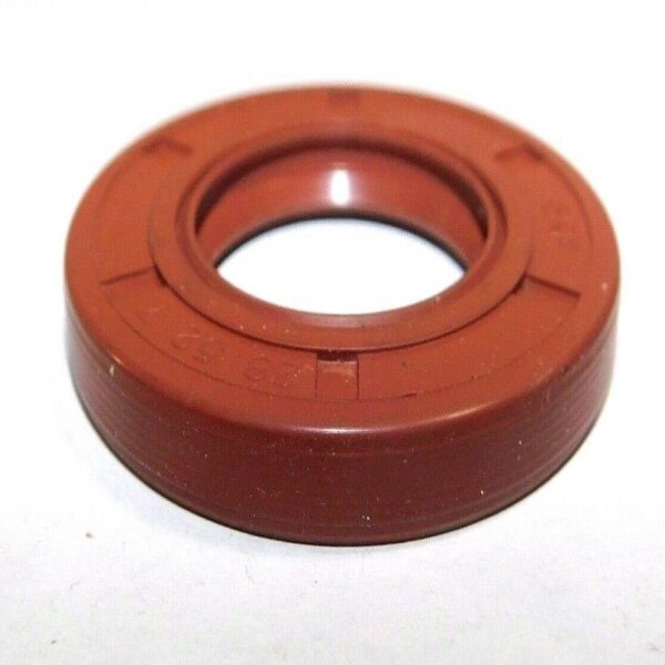 SKF 563466 28mm x 52mm x 7mm Fluoro Rubber Oil Seal - Image 3