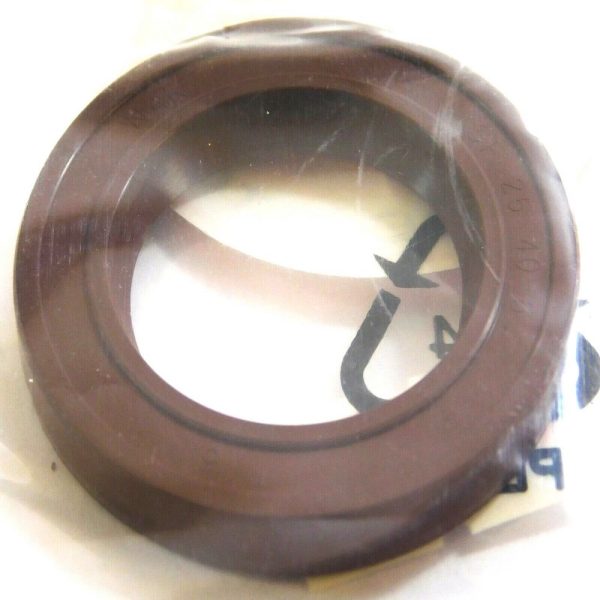 TCM 25X40X5VSF-BX 25 mm x 40 mm x 5 mm Viton Oil Seal - Image 3