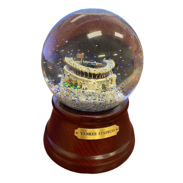 Danbury Mint Snow Globe